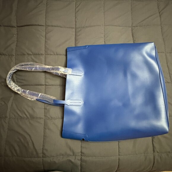 Charley Was Here 3-in-1 "Frankie" Tote w/ Hobo Bag & Wristlet - NWT/NIP - Picture 3 of 15